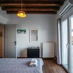 Lejlighedshotel Cape Napos Faros
