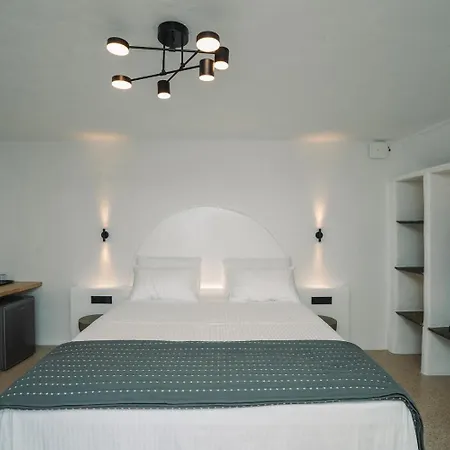 Cape Napos Lägenhetshotell 3*