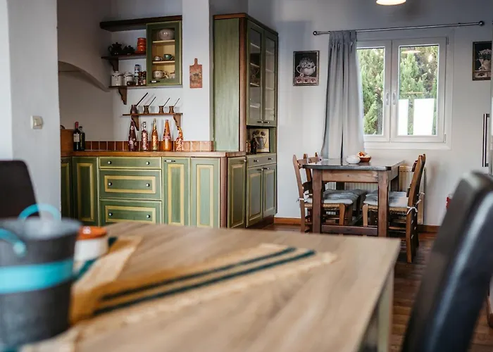 Cape Napos Фарос