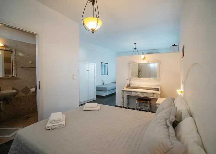 Cape Napos Апарт-отель 3*