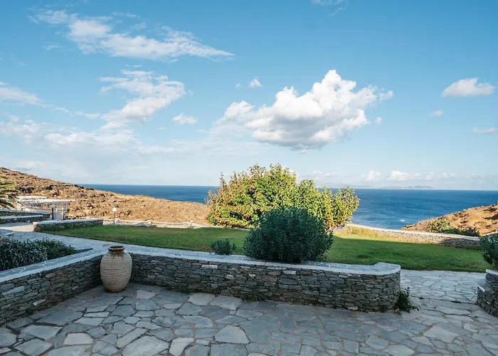 Апарт-отель Cape Napos 3*