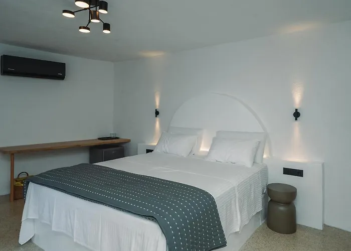 Апарт-отель Cape Napos 3*