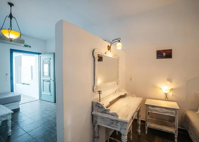 Cape Napos Aparthotel