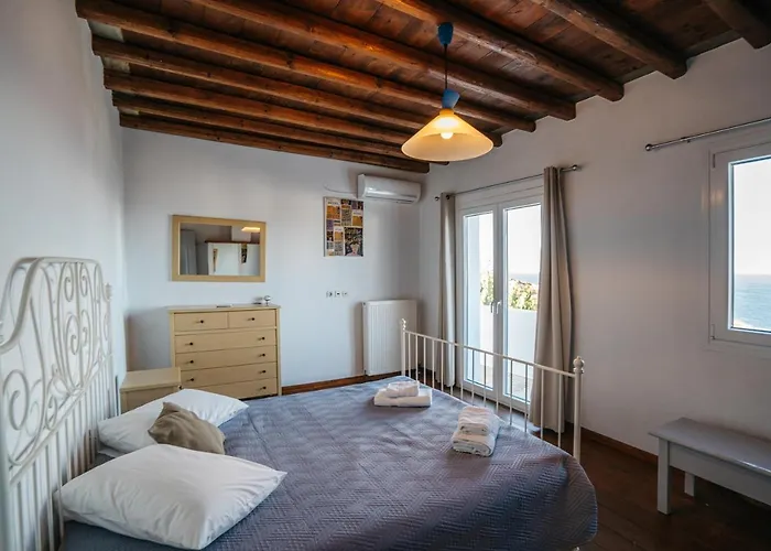 Cape Napos Faros (Sifnos)