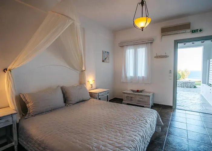 Cape Napos Aparthotel