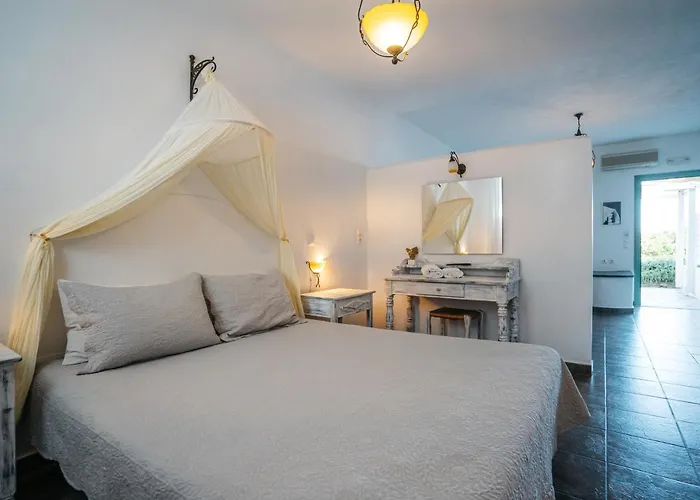 Cape Napos Aparthotel Faros (Sifnos)