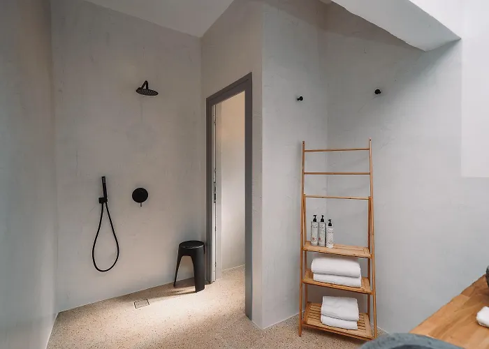 Cape Napos Aparthotel 3*